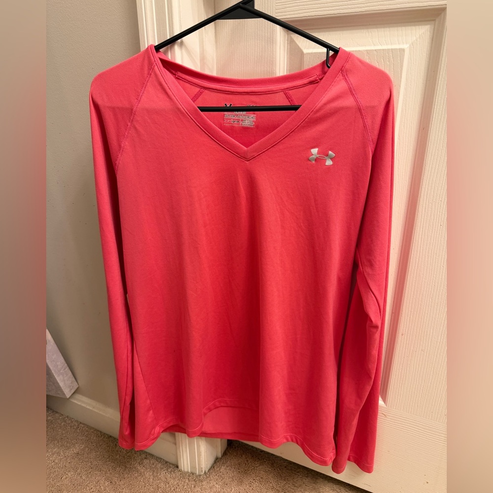 Under Armour Women's Pink Long Sleeve V-Neck Tee